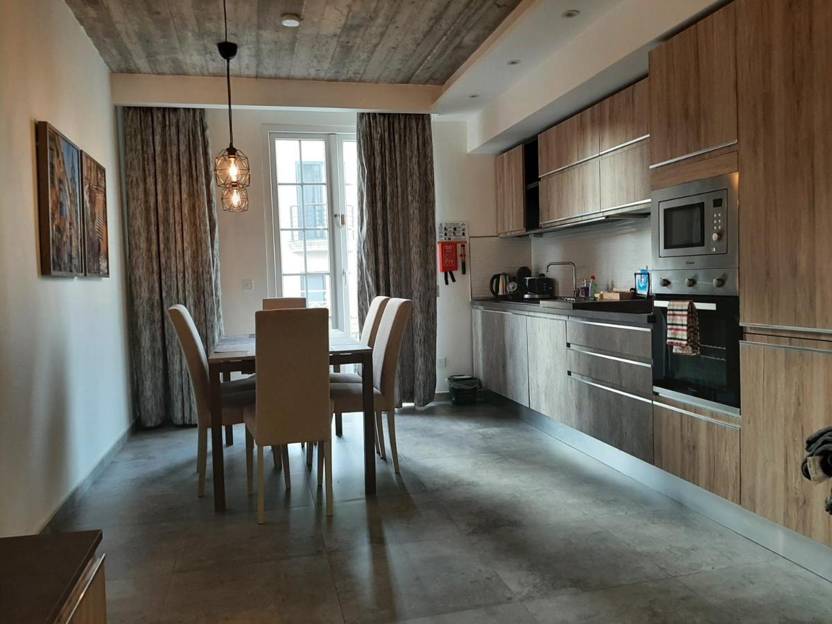 Qliving Central New Apartments Gzira Sliema Promenade Kültér fotó