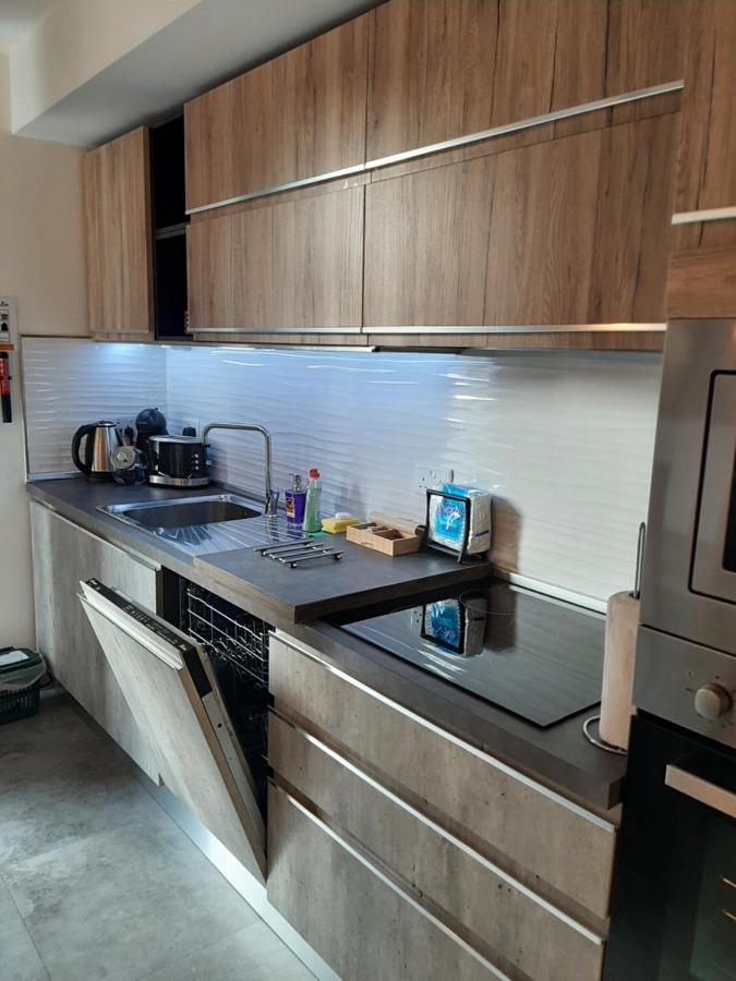 Qliving Central New Apartments Gzira Sliema Promenade Kültér fotó
